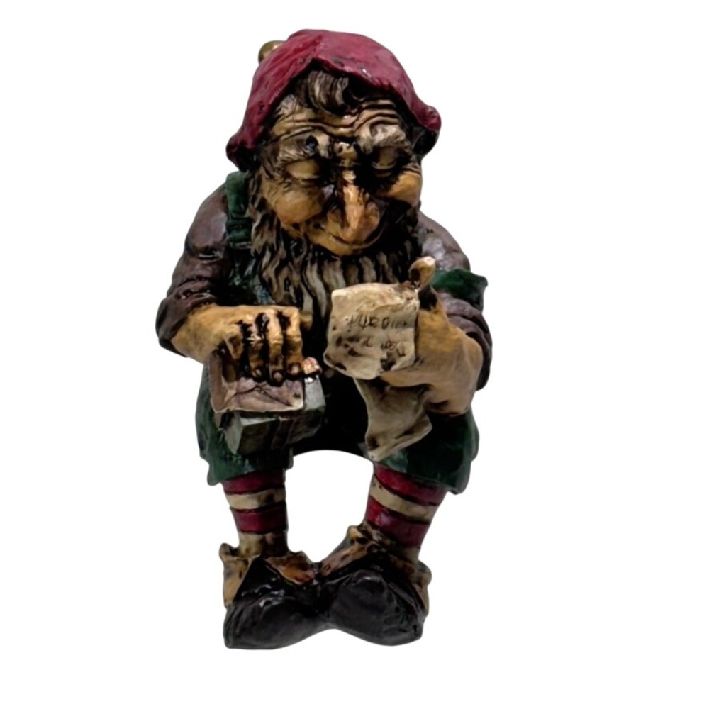 Vintage Whimsical Stocking Holder Christmas Elf Figurine Shelf‎ Sitter Decor